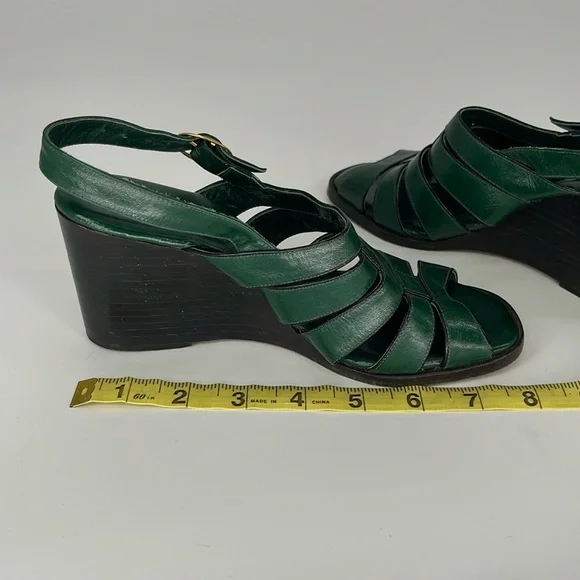 Vintage 70s Rodan Stacked Wedge Sandals in Green Leather Size 5 1/2 - Picture 11 of 13